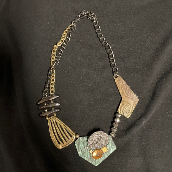 COSTUME AND ACCENT Jewelry Necklace AND Earrings Multi-Colored FAKE - Picture 2 of 4